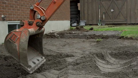 mini excavadora en una construccion